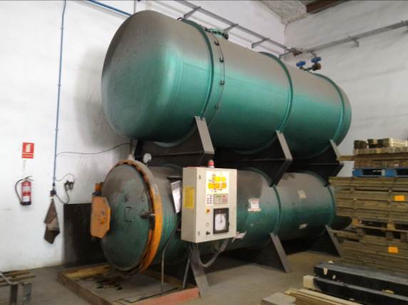 Autoclave de presión y vacío para tratar la madera de paulownia con producto inorgánico (sales de cobre)