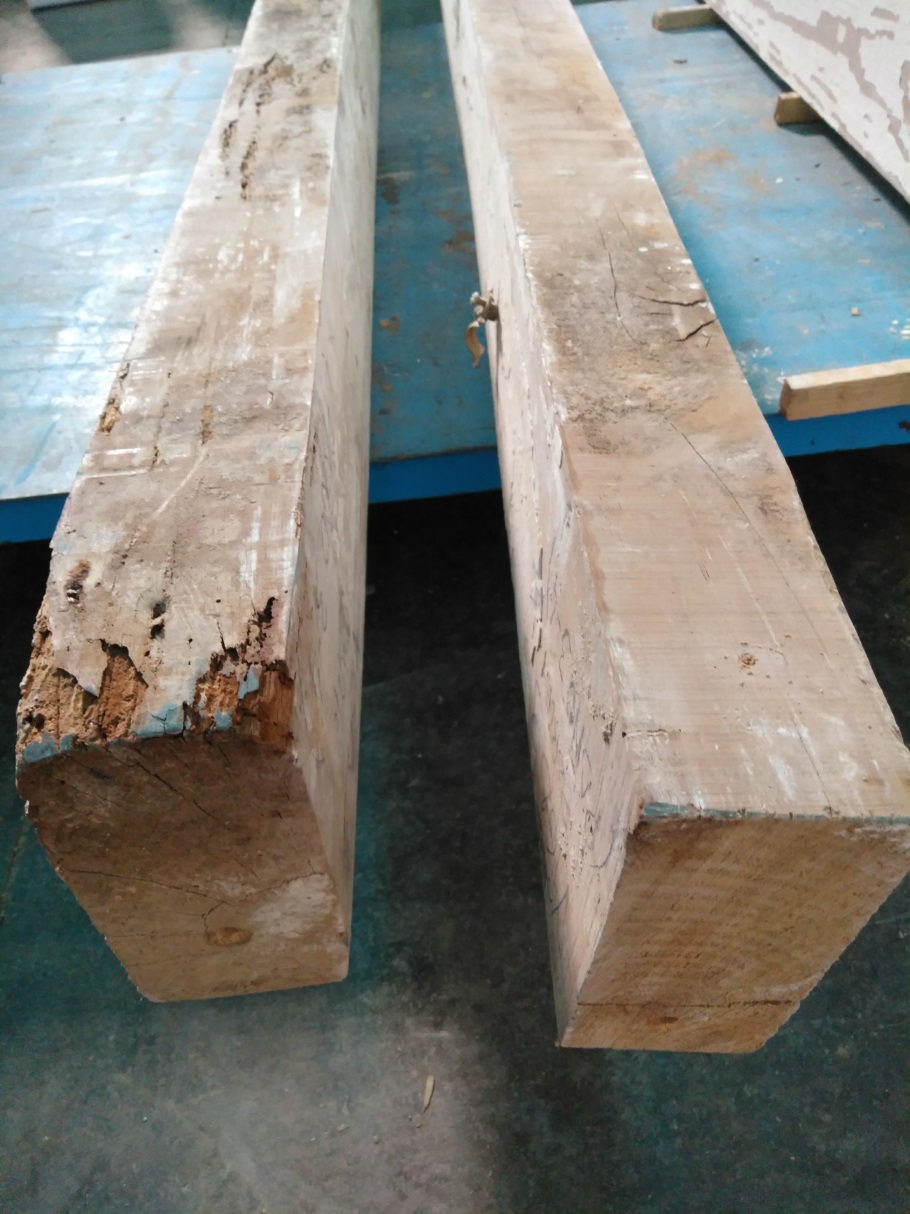 Clasificación no destructiva y rehabilitación de madera estructural. PROYECTO MEND-ME Fotografía 1. Elementos apeados de la estructura de un edificio histórico en Denia para su análisis en el proyecto. El deterioro que presentan es meramente superficial y no afecta a su resistencia mecánica.